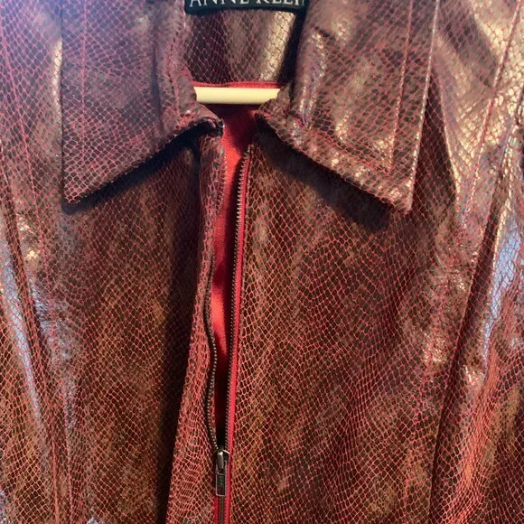 Wine Jacket - Picture 2 of 4